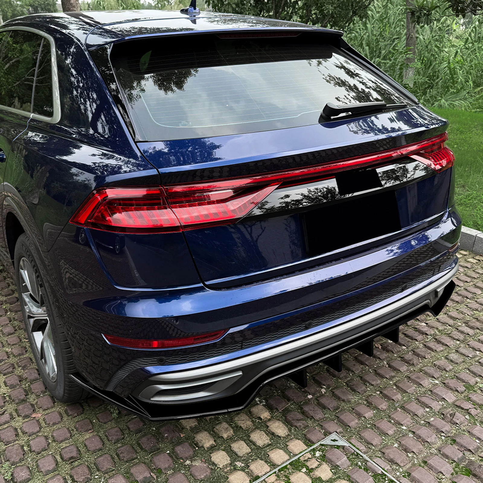 Car Rear Bumper Diffuser Lip Bracket For Audi Q8 Sline 2019-2023 SQ8 2020-23 Carbon Fiber Look Lower Spoiler Lip Splitter Guard
Car Rear Bumper Diffuser Lip Bracket For Audi Q8 Sline 2019-2023 SQ8 2020-23 Carbon Fiber Look Lower Spoiler Lip Splitter Guard