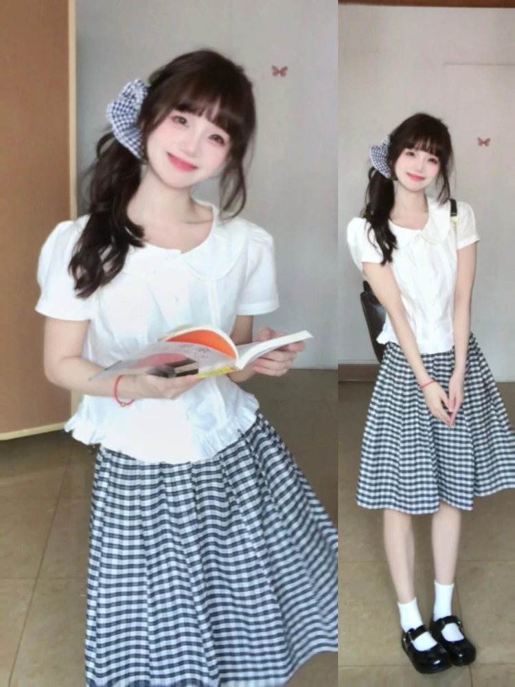 Sweet Summer Plaid Short Sleeve Doll Collar Sporty Two-Piece Set Japanese Style Casual Midi Skirt Outfit for Young Women
Sweet Summer Plaid Short Sleeve Doll Collar Sporty Two-Piece Set Japanese Style Casual Midi Skirt Outfit for Young Women