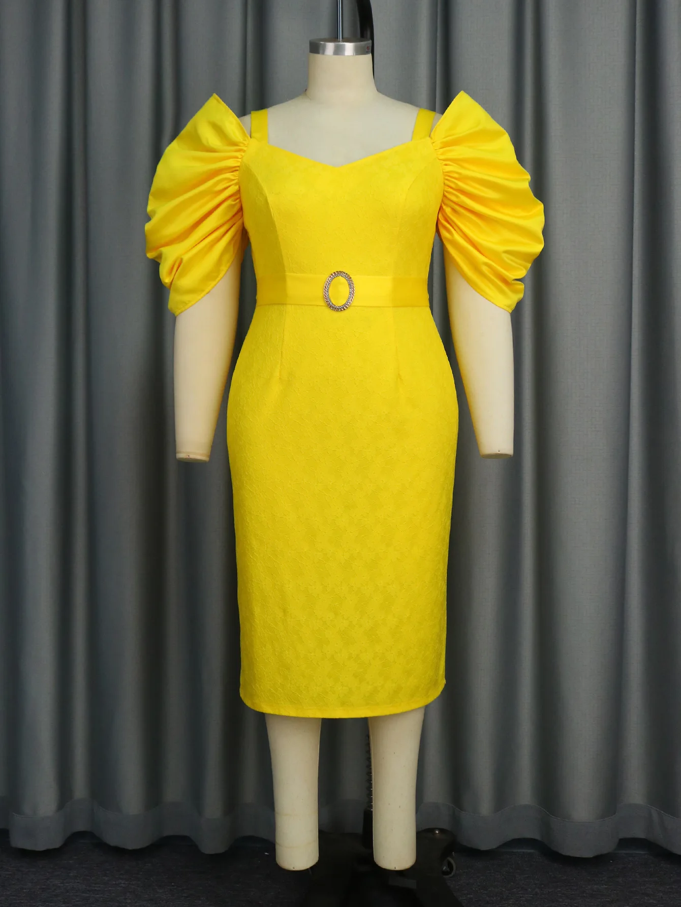 pleated V-neck AM040501 Personalized sleeve backless dress, party banquet lace high waisted dress, dress
pleated V-neck AM040501 Personalized sleeve backless dress, party banquet lace high waisted dress, dress