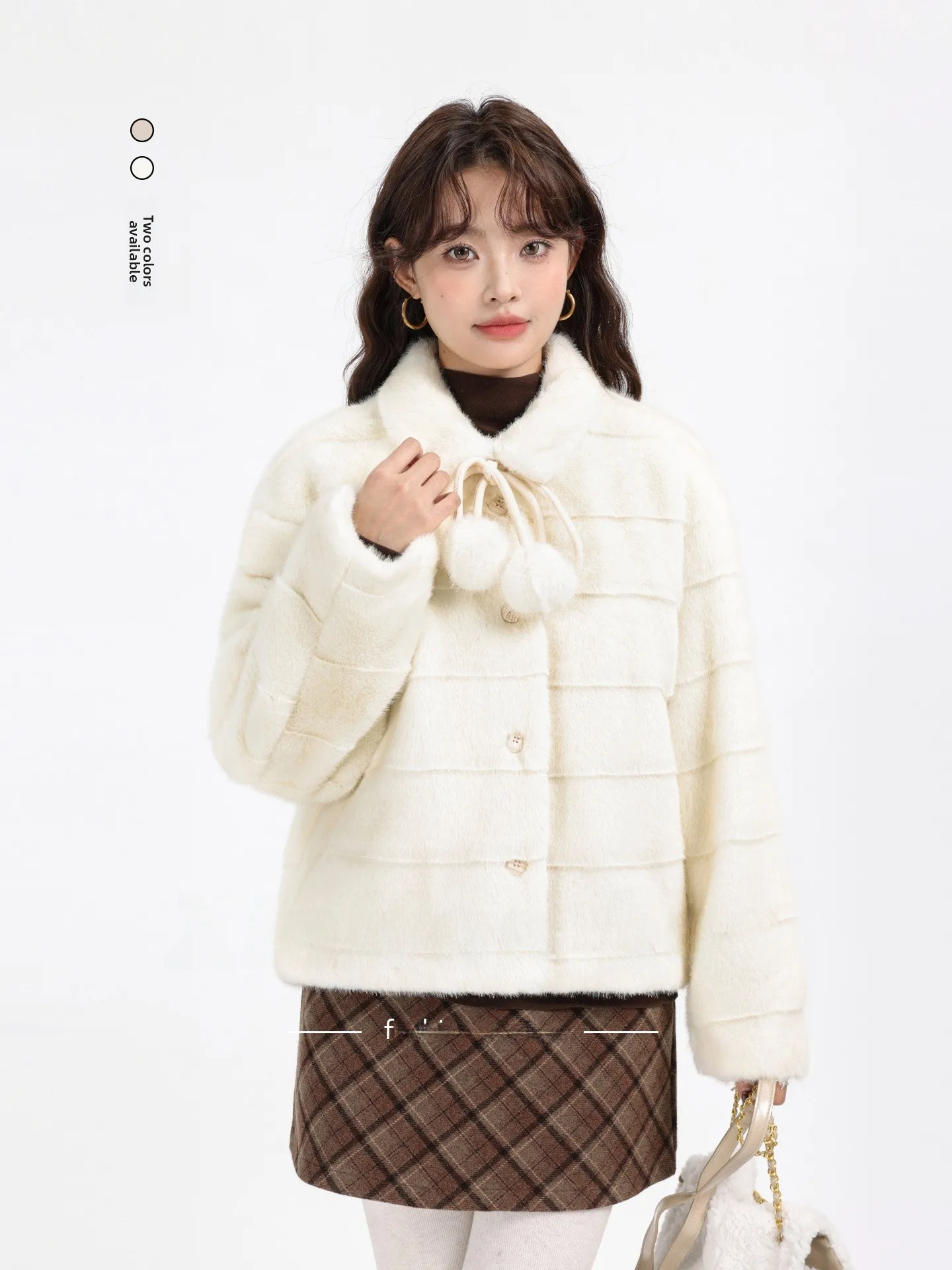 Корейская утепленная куртка с меховой подкладкой, теплая пушистая женская верхняя одежда, зимняя новинка, милая кожаная куртка
Корейская утепленная куртка с меховой подкладкой, теплая пушистая женская верхняя одежда, зимняя новинка, милая кожаная куртка