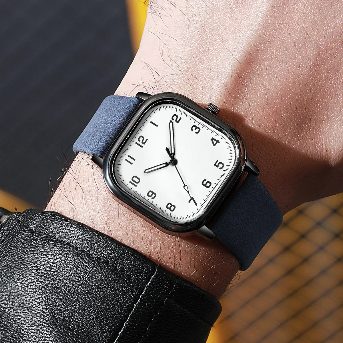 3 Piece Men's Business Watches Fashion Square Arabic Dial Watch Quartz Casual Leather Bracelet Watches(Without Box)
3 Piece Men's Business Watches Fashion Square Arabic Dial Watch Quartz Casual Leather Bracelet Watches(Without Box)