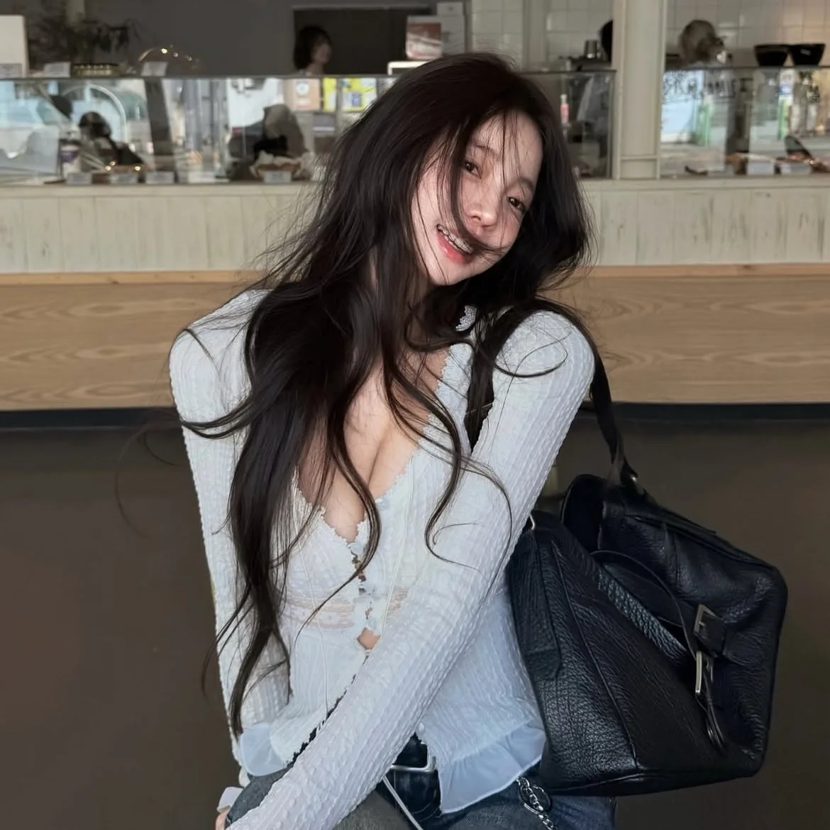 French Style Slim Fit Long Sleeve Lace Patchwork Open Cardigan V-Neck Sexy Pure Desire Spring Summer Shirt Women's Fashion
French Style Slim Fit Long Sleeve Lace Patchwork Open Cardigan V-Neck Sexy Pure Desire Spring Summer Shirt Women's Fashion