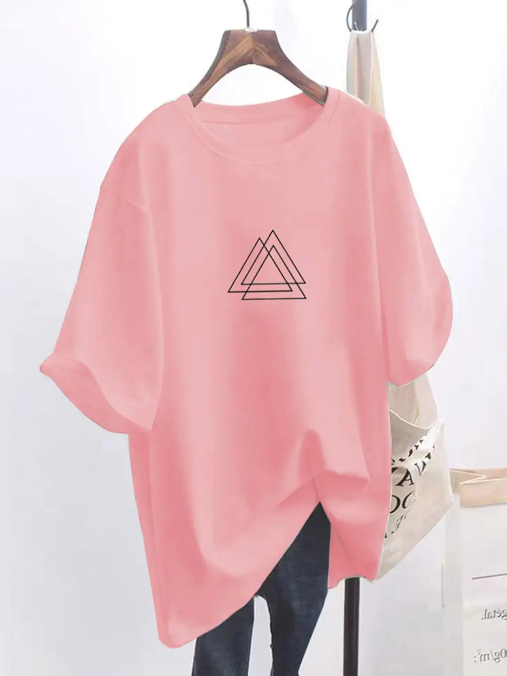 Women's Summer Loose Casual T-shirt Printing Short-sleeved Korean Version All-match White Top For Fashion Girls
Women's Summer Loose Casual T-shirt Printing Short-sleeved Korean Version All-match White Top For Fashion Girls