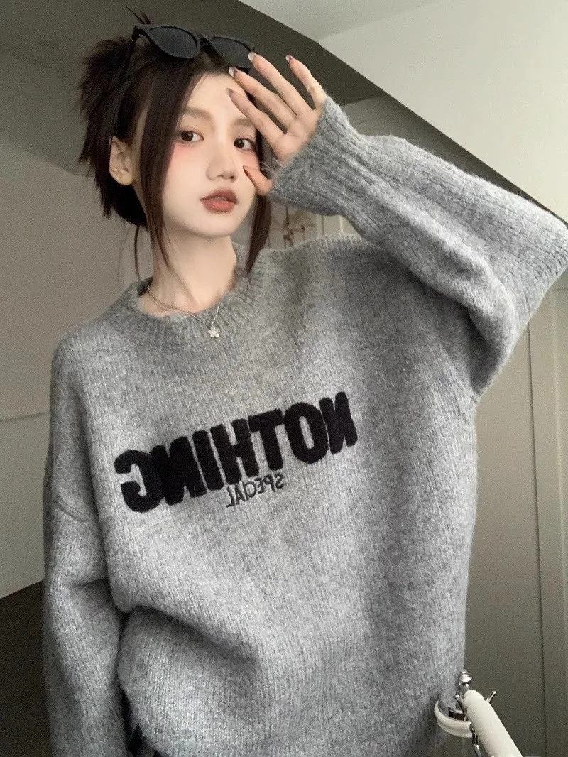 Ay длинный вязаный свитер с вышивкой букв све, женский свободный удобный ленивый крой, осенне-зимняя верхняя одежда
Ay длинный вязаный свитер с вышивкой букв све, женский свободный удобный ленивый крой, осенне-зимняя верхняя одежда