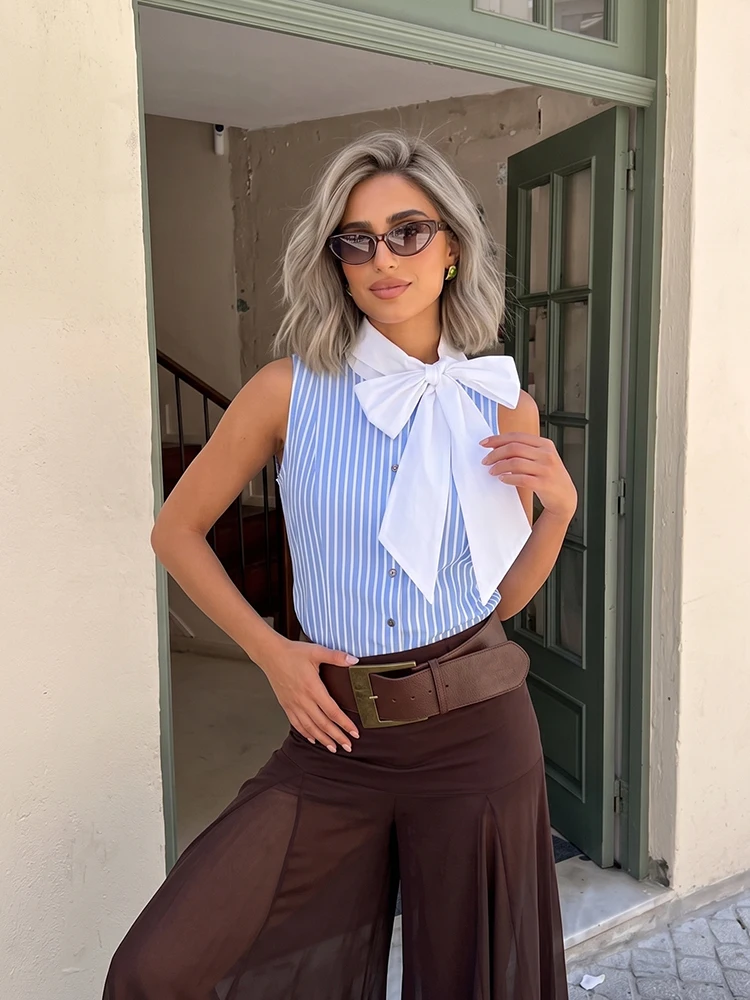 HH Vintage Preppy Striped Sleeveless Blouse Bow Tie Collar Slim Fit Button Down Top Summer Retro Daily Casual Business Wear
HH Vintage Preppy Striped Sleeveless Blouse Bow Tie Collar Slim Fit Button Down Top Summer Retro Daily Casual Business Wear