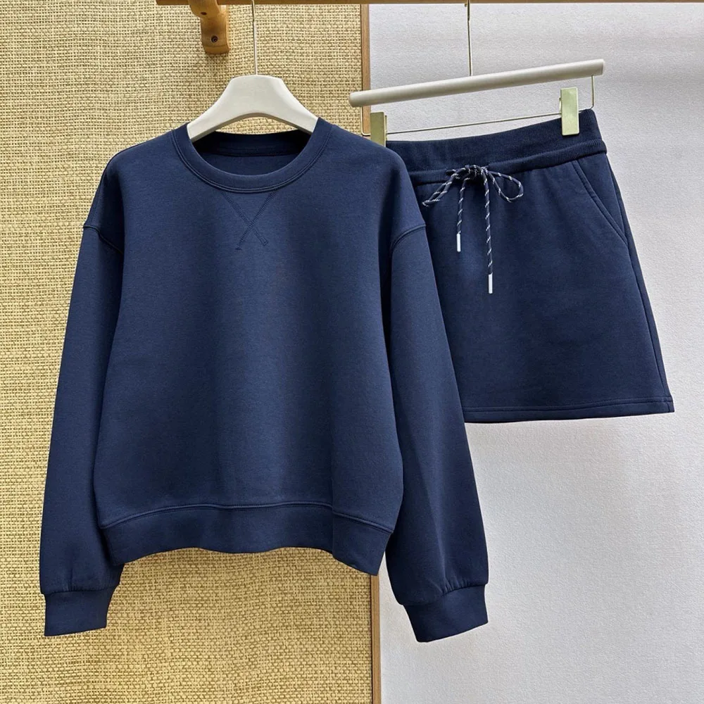 High-quality 2026 new women's round-neck long-sleeved top and short skirt set a casual and comfortable two-piece outfitxy2643091
High-quality 2026 new women's round-neck long-sleeved top and short skirt set a casual and comfortable two-piece outfitxy2643091