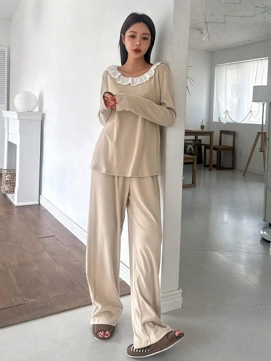 Floral Lace Trim Solid Color Long Sleeve Pajama Set For Women Autumn Winter
Floral Lace Trim Solid Color Long Sleeve Pajama Set For Women Autumn Winter