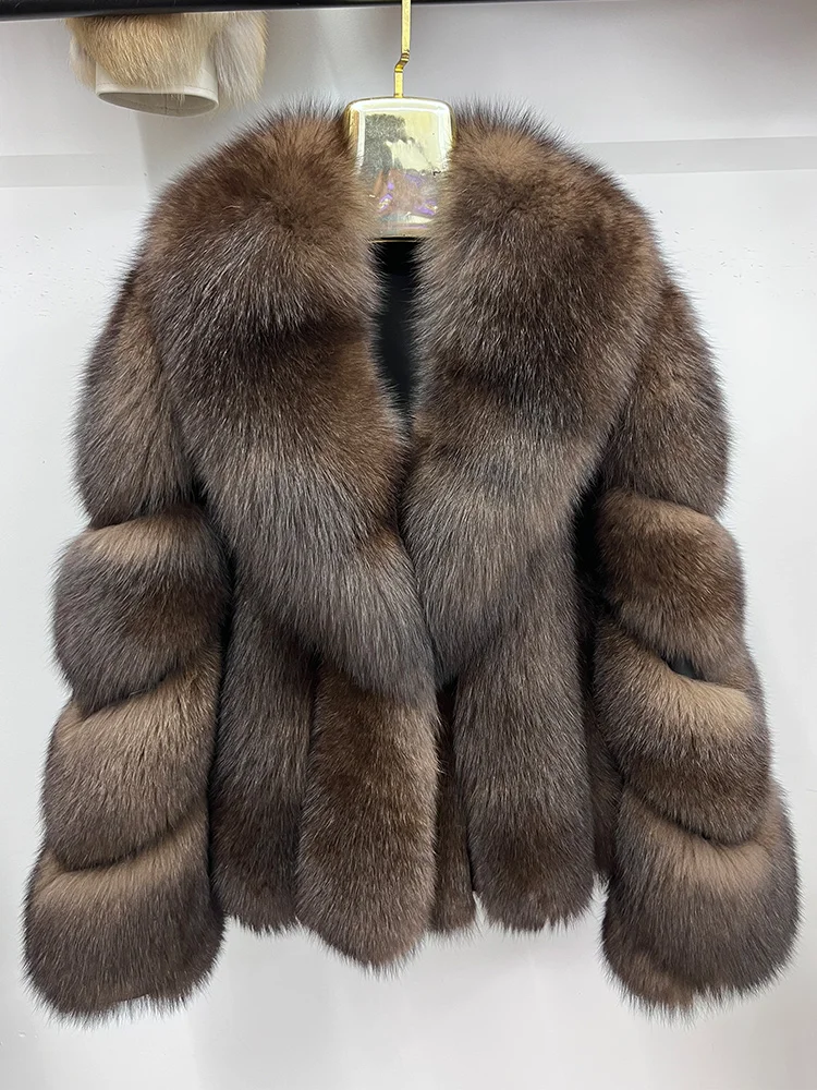 2026 New Women Real Fox Fur Coat Natural Fox Fur Jacket Luxury Fur Coat Mid-length High Quality Long Sleeve Outwear Hot Sale
2026 New Women Real Fox Fur Coat Natural Fox Fur Jacket Luxury Fur Coat Mid-length High Quality Long Sleeve Outwear Hot Sale