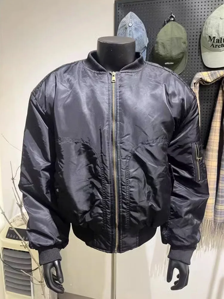 Американская ретро-куртка-пилот из утолщенного хлопка для мужчин, зимняя верхняя одежда, повседневная свободная куртка, утепленная, цветная, в уличном стиле
Американская ретро-куртка-пилот из утолщенного хлопка для мужчин, зимняя верхняя одежда, повседневная свободная куртка, утепленная, цветная, в уличном стиле