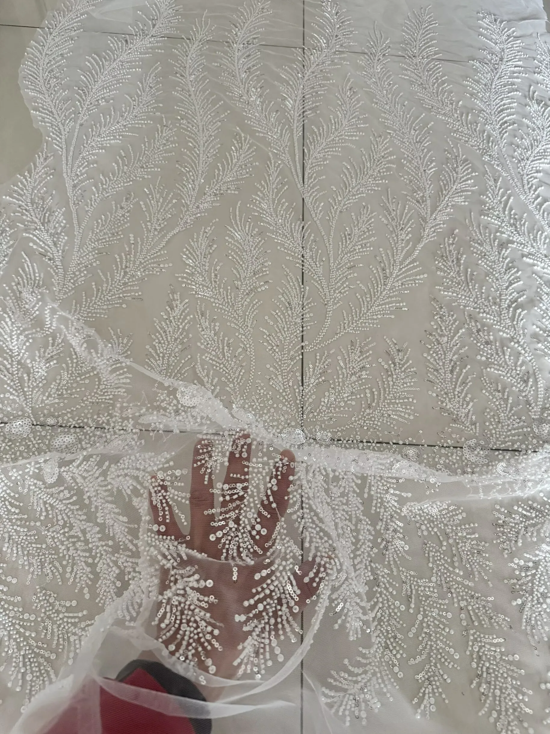 White Beaded Pearl Crystal Sequin Mesh Wedding Dress Floral Fabric Embroidered Diamond Material Accessories
White Beaded Pearl Crystal Sequin Mesh Wedding Dress Floral Fabric Embroidered Diamond Material Accessories