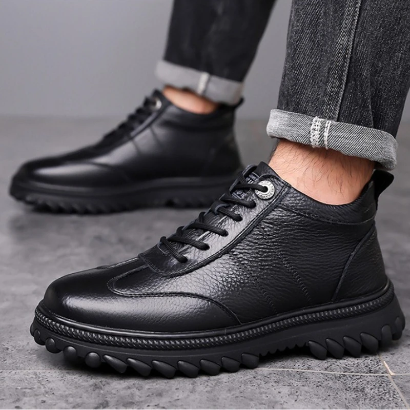 Quality Winter men's Snow Boots non-slip male ankle boots Work Shoes Lace Up genuine leather Male Boots
Quality Winter men's Snow Boots non-slip male ankle boots Work Shoes Lace Up genuine leather Male Boots