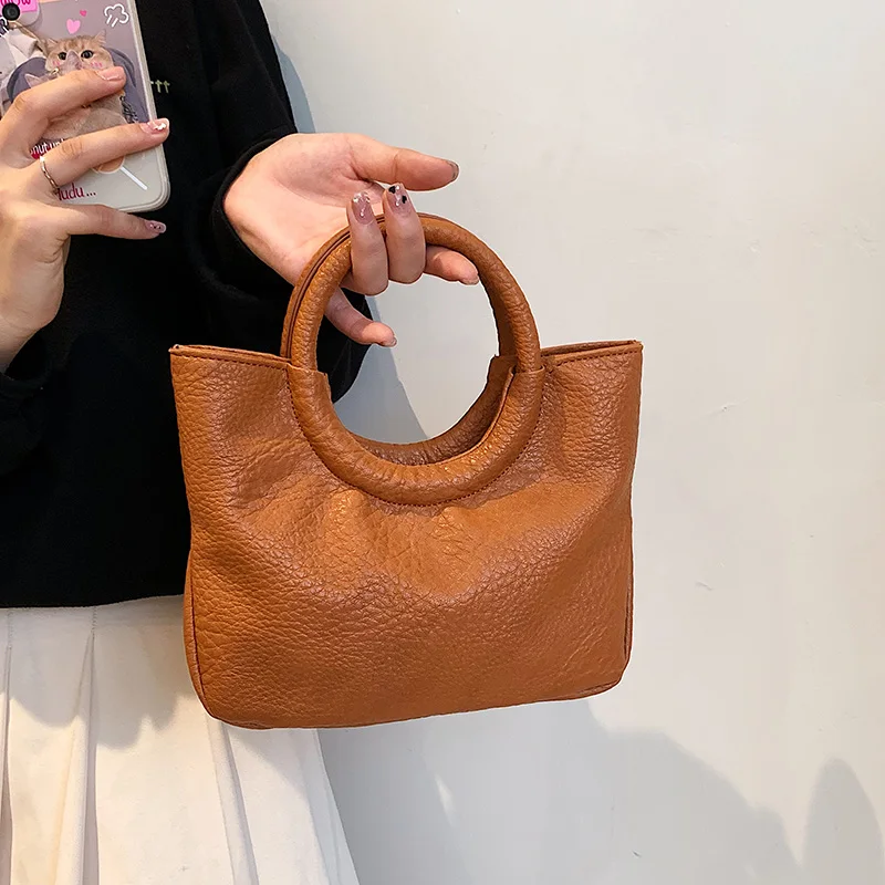 Summer Fashion Bag Women 2025 New Trendy Design High-Grade Versatile Work Commuter Shoulder Messenger Bag E6028
Summer Fashion Bag Women 2025 New Trendy Design High-Grade Versatile Work Commuter Shoulder Messenger Bag E6028