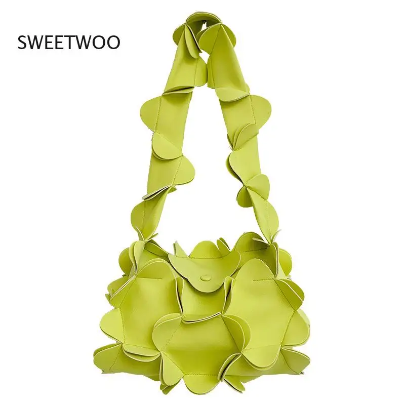 3D Floral Petal Patchwork Shoulder Bag, Unique Textured Hobo Tote
3D Floral Petal Patchwork Shoulder Bag, Unique Textured Hobo Tote