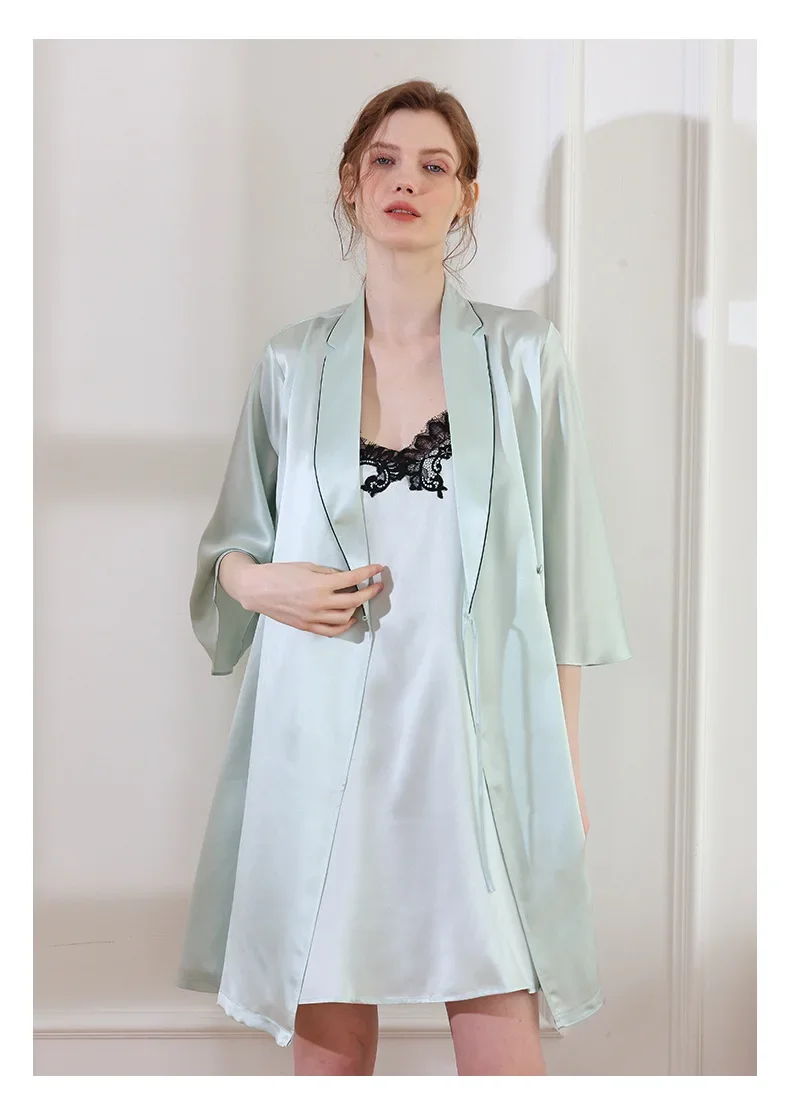 Pure Silk Solid Pyjamas Set Long Sleeve Blue Women's Home Clothes Kimono Sets Ladies Satin Silk Sleepwear Robe & Nightgowns Set
Pure Silk Solid Pyjamas Set Long Sleeve Blue Women's Home Clothes Kimono Sets Ladies Satin Silk Sleepwear Robe & Nightgowns Set