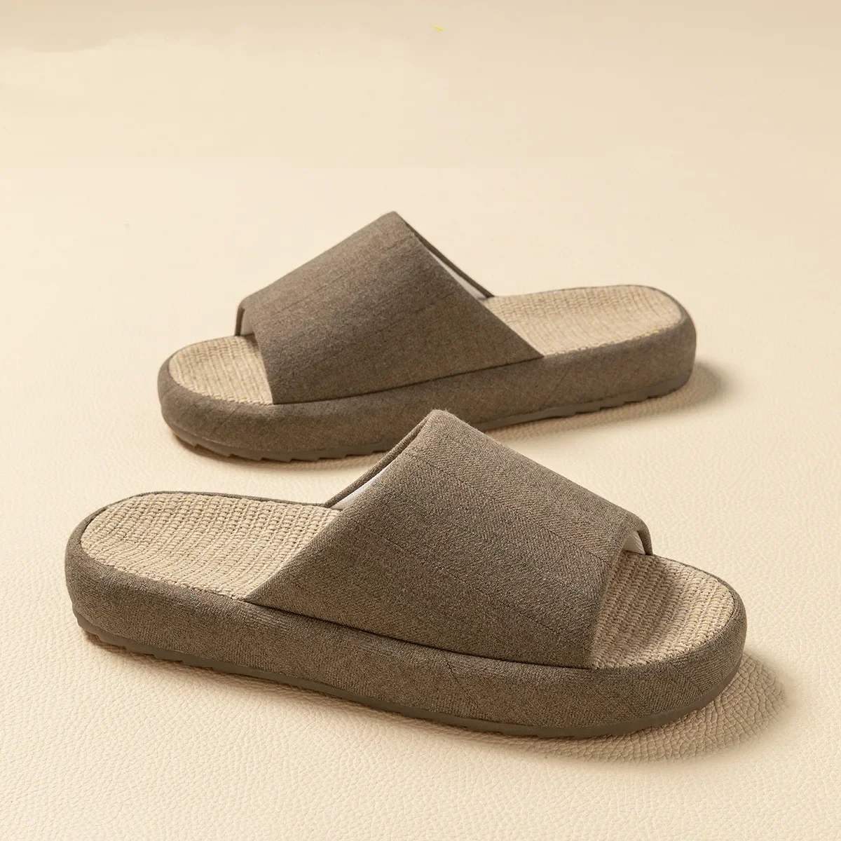 Linen Slippers Women Men House Floor Shoes Home Concise Flats Couples Breathable Slides Indoor Anti-Slip Comfortable Slippers
Linen Slippers Women Men House Floor Shoes Home Concise Flats Couples Breathable Slides Indoor Anti-Slip Comfortable Slippers