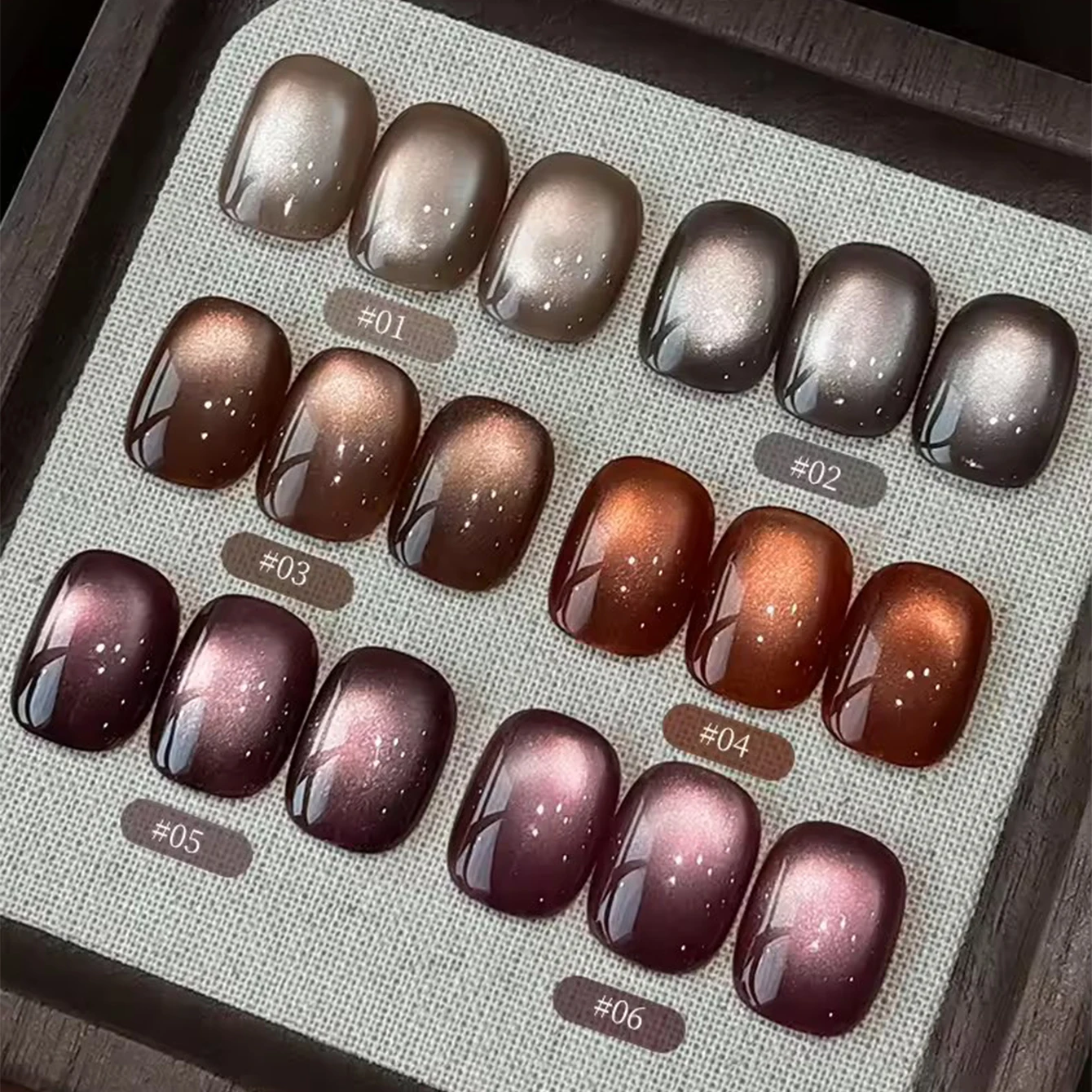 10ml 1pcs Light Luxury Coffee Cat Eye Gel Super Bright Cat Eye Gel Suitable For Nails And Toe Nails Autumn Nails Nail Art
10ml 1pcs Light Luxury Coffee Cat Eye Gel Super Bright Cat Eye Gel Suitable For Nails And Toe Nails Autumn Nails Nail Art