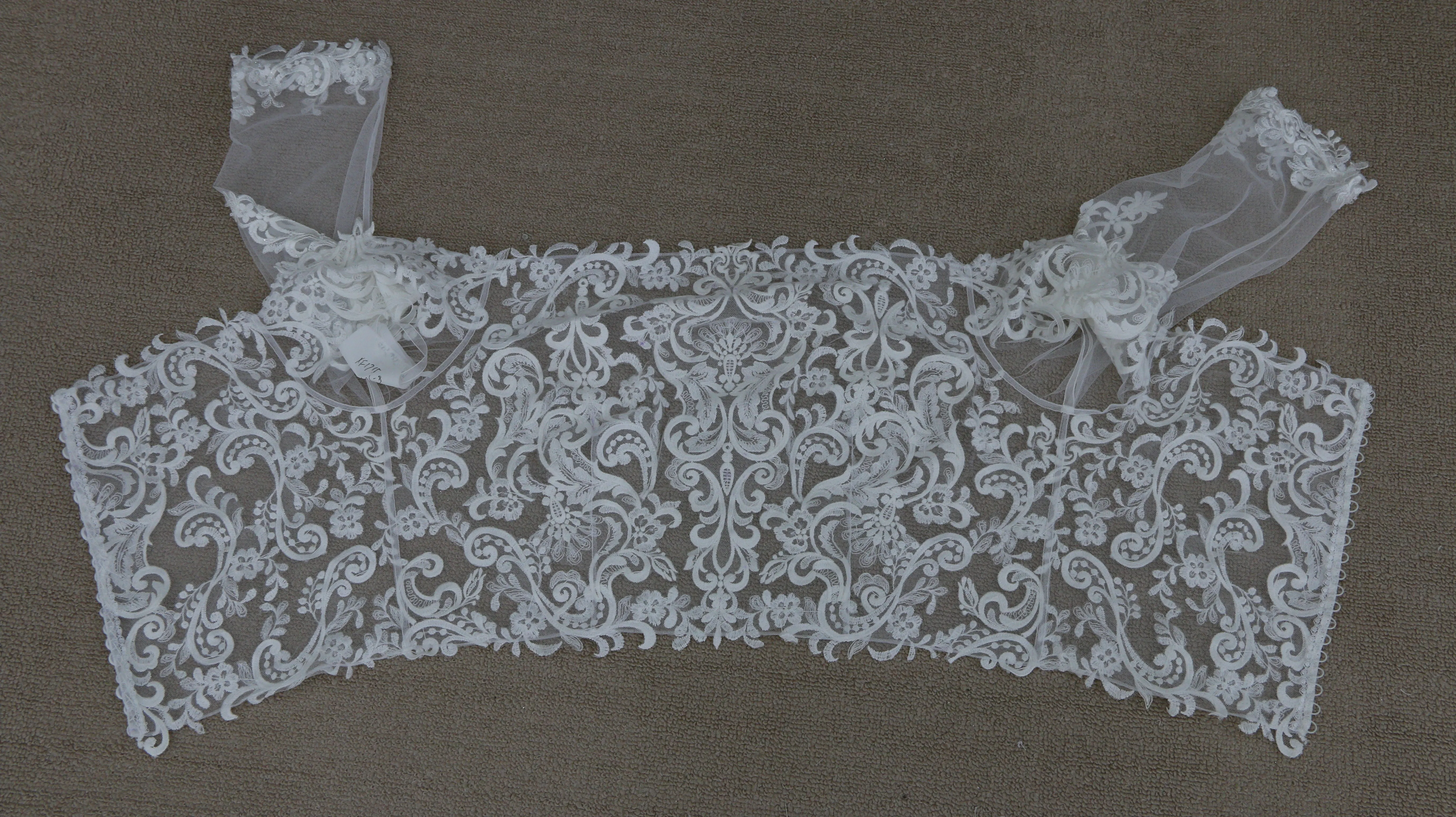 2023WeddingDress LACE Custom Made Court Train SquareCollar Classic Womandress Bridal Arabic Romantic XF20003 Beautyfull
2023WeddingDress LACE Custom Made Court Train SquareCollar Classic Womandress Bridal Arabic Romantic XF20003 Beautyfull
