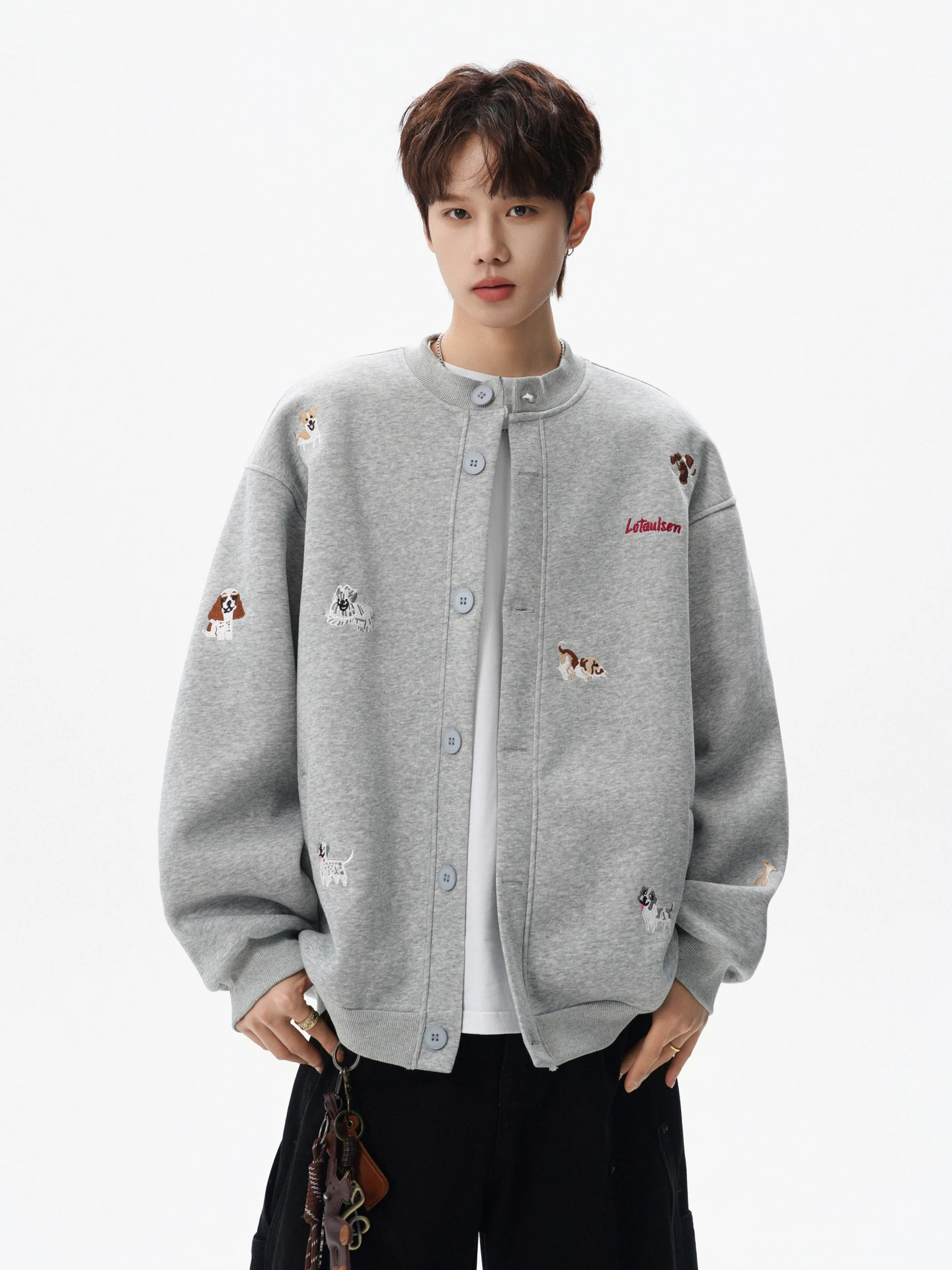 Loose Casual Embroidered Button Cardigan Sweatirt ex Spring Wearable Youth Trendy Outerwear for Couples
Loose Casual Embroidered Button Cardigan Sweatirt ex Spring Wearable Youth Trendy Outerwear for Couples
