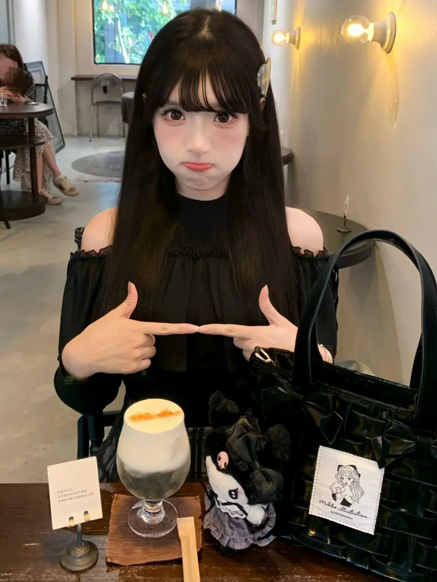 Sweet Japanese Style Knitted Shirt Shoulder Bared round Neck Pleated All Match Autumn New Arrival Women's Top Fashion
Sweet Japanese Style Knitted Shirt Shoulder Bared round Neck Pleated All Match Autumn New Arrival Women's Top Fashion