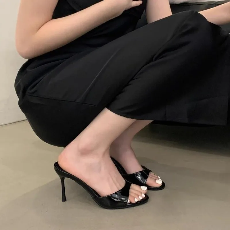 2026 New Summer Fashion Open Toe Women Slipper Slip On Elegant Thin Heel Dress Pumps Ladies Slides Zapatillas De Mujer
2026 New Summer Fashion Open Toe Women Slipper Slip On Elegant Thin Heel Dress Pumps Ladies Slides Zapatillas De Mujer