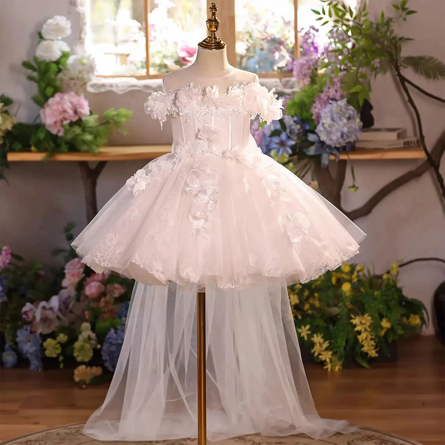 Customized White Flower Girl Dress For Wedding Bow Sleeveless Knee Length Elegant Kids Birthday Party First Communion Gown
Customized White Flower Girl Dress For Wedding Bow Sleeveless Knee Length Elegant Kids Birthday Party First Communion Gown