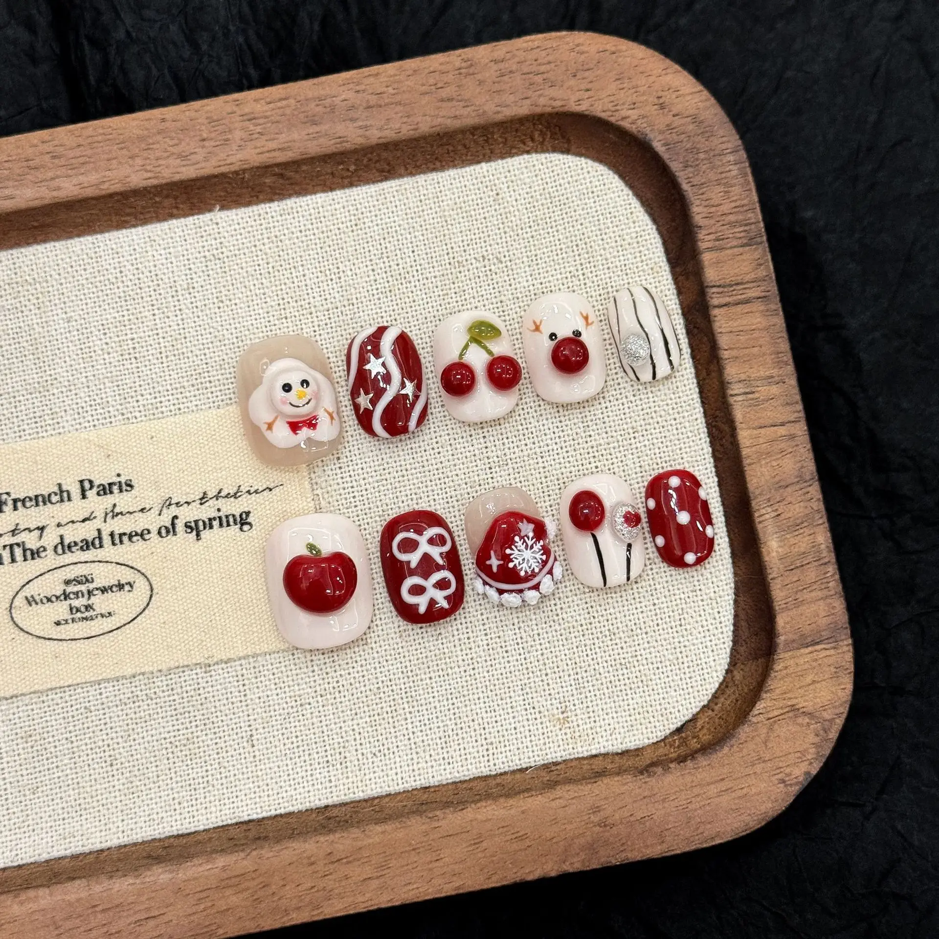 10 PCS Luxury Handmade Press on Nails Short Oval Christmas snowman Design with 3-PIECE Tool Adhesive Nail Glue Tabs
10 PCS Luxury Handmade Press on Nails Short Oval Christmas snowman Design with 3-PIECE Tool Adhesive Nail Glue Tabs