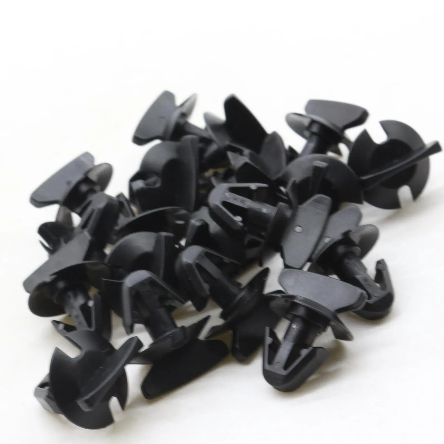 20 pcs Mudguard Liner Push Clips With Stem For Mercedes-Benz C300 E350 SL65 AMG Fender Retainer Black Nylon A0029880542
20 pcs Mudguard Liner Push Clips With Stem For Mercedes-Benz C300 E350 SL65 AMG Fender Retainer Black Nylon A0029880542