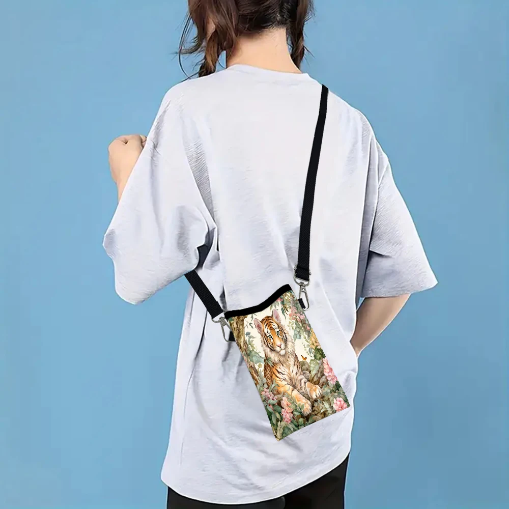 Tiger in The Jungle Shoulder Bag High Quality Phone Bag with Adjustable Strap, CasualWomen's Wallet 5.27
Tiger in The Jungle Shoulder Bag High Quality Phone Bag with Adjustable Strap, CasualWomen's Wallet 5.27