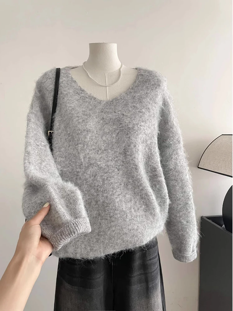 Women's V-neck Pullover Sweater Autumn Winter Loose Lazy Style Knitwear Casual Versatile Long Sleeved Sweater Female Tops
Women's V-neck Pullover Sweater Autumn Winter Loose Lazy Style Knitwear Casual Versatile Long Sleeved Sweater Female Tops