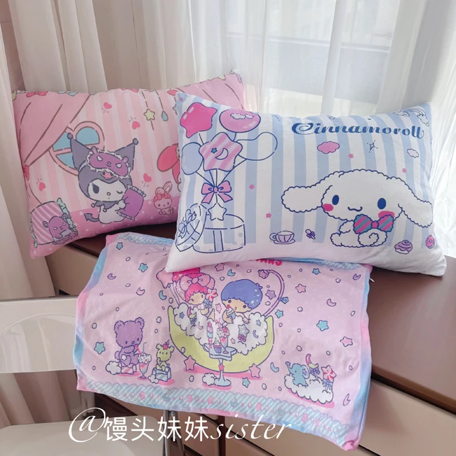 Женская наволочка, маленькие двойные звезды Kuromi My Melody Cinnamoroll, наволочка, подушка, диван, кровать, Подушка для сна
Женская наволочка, маленькие двойные звезды Kuromi My Melody Cinnamoroll, наволочка, подушка, диван, кровать, Подушка для сна