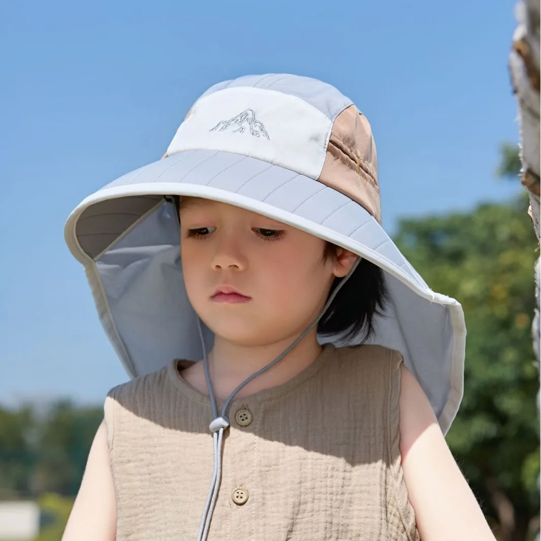 Kids Sun Hat with Neck Flap Stylish Embroidery Contrast Color Foldable Wide Brim Beach Cap
Kids Sun Hat with Neck Flap Stylish Embroidery Contrast Color Foldable Wide Brim Beach Cap