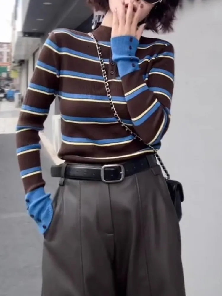 Длинная футболка в полоску с карамелью и высоким воротником, женская осенне-зимняя мягкая уютная базовая одежда, индивидуальный топ
Длинная футболка в полоску с карамелью и высоким воротником, женская осенне-зимняя мягкая уютная базовая одежда, индивидуальный топ