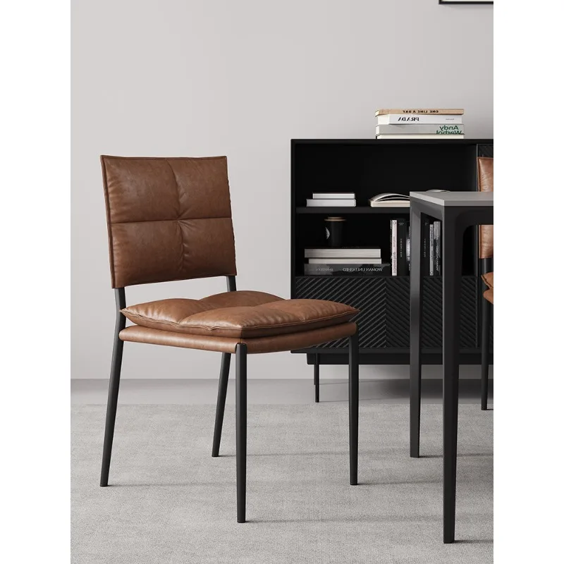 American leather soft bag back dining chair, retro leisure chair
American leather soft bag back dining chair, retro leisure chair