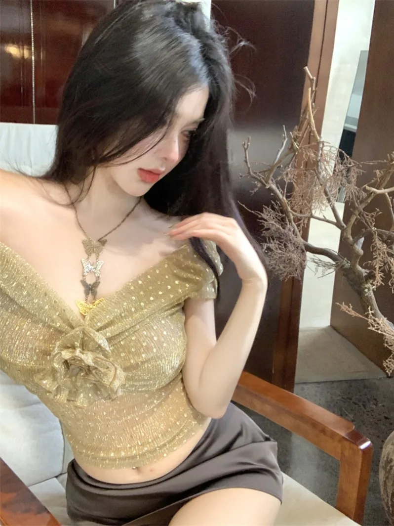 Summer New Polka Dot One Shoulder Pure Desire 3D Flower Short Top Spicy Sweet Girl City Walk Skin Friendly Breathable T-Shirt
Summer New Polka Dot One Shoulder Pure Desire 3D Flower Short Top Spicy Sweet Girl City Walk Skin Friendly Breathable T-Shirt