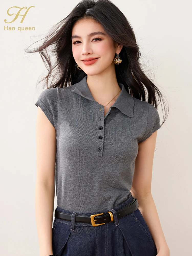 H Han Queen 2025 Summer Vintage Women T-Shirt Korean Casual Simple Basic Casual Tops Chic Basic Knitted Sweater Short Sleeve Tee
H Han Queen 2025 Summer Vintage Women T-Shirt Korean Casual Simple Basic Casual Tops Chic Basic Knitted Sweater Short Sleeve Tee
