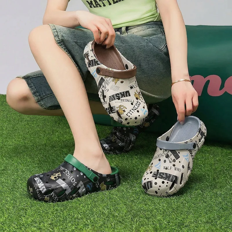 2026 summer new hole shoes men's shoes casual breathable beach shoes couple bag head drag women's sandals boys
2026 summer new hole shoes men's shoes casual breathable beach shoes couple bag head drag women's sandals boys