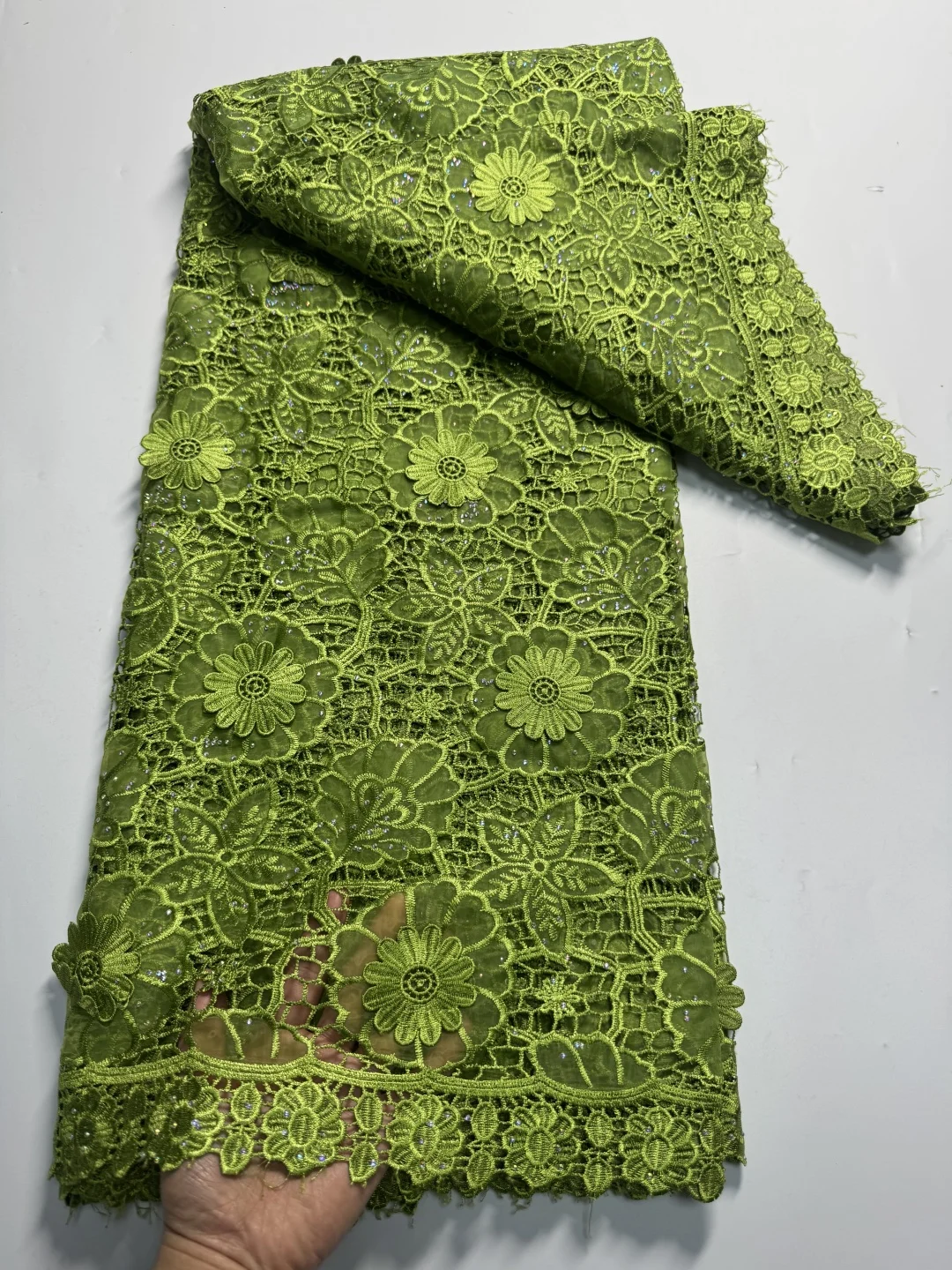 Luxury African 3D Flower Lace Fabric Embroidery French Mesh Lace Fabric With Stones Groom Nigerian Tulle Lace For Party Dress
Luxury African 3D Flower Lace Fabric Embroidery French Mesh Lace Fabric With Stones Groom Nigerian Tulle Lace For Party Dress