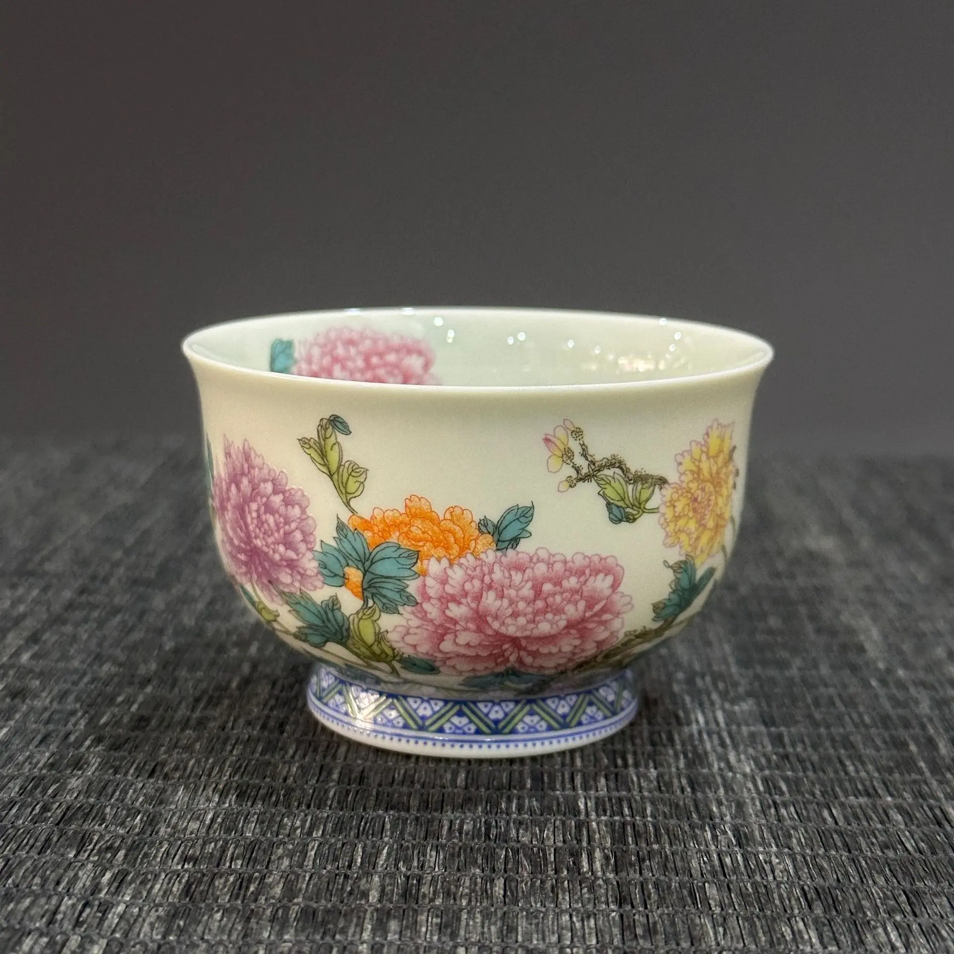 Tea Set Cup Jingdezhen Enamel Antique Overglazed Color Figure High Leg Pressure Bottle Kombucha Single Porcelain
Tea Set Cup Jingdezhen Enamel Antique Overglazed Color Figure High Leg Pressure Bottle Kombucha Single Porcelain
