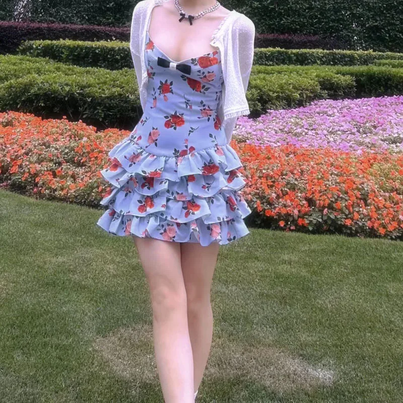 Rose print vintage v-neck rhinestone embellished sling dress chic versatile tiered ruffle blue Womens dresses 2023 fall new
Rose print vintage v-neck rhinestone embellished sling dress chic versatile tiered ruffle blue Womens dresses 2023 fall new