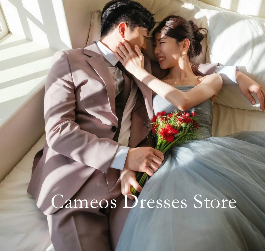 SONDR Корейское вечернее платье без бретелек пыльно-синего цвета без рукавов, тюлевое платье трапециевидной формы с рюшами, простое вечернее платье для выпускного вечера 웨딩드레스 Occa
SONDR Корейское вечернее платье без бретелек пыльно-синего цвета без рукавов, тюлевое платье трапециевидной формы с рюшами, простое вечернее платье для выпускного вечера 웨딩드레스 Occa