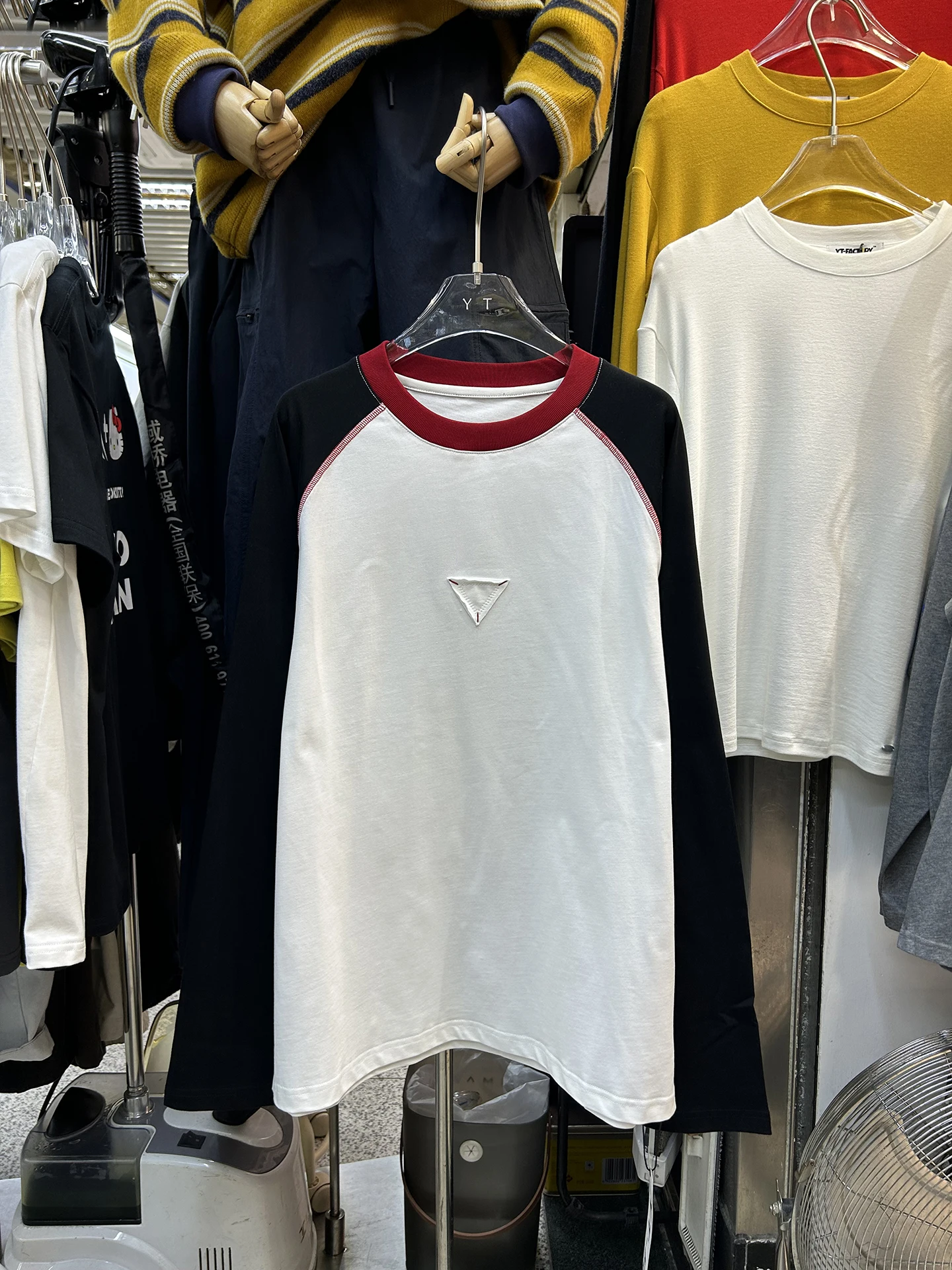 Loose Long Sve Color Blo T-irt Women's Simple Sle Spring Autumn round Ne Overhead Casual Versatile Slimming Top
Loose Long Sve Color Blo T-irt Women's Simple Sle Spring Autumn round Ne Overhead Casual Versatile Slimming Top