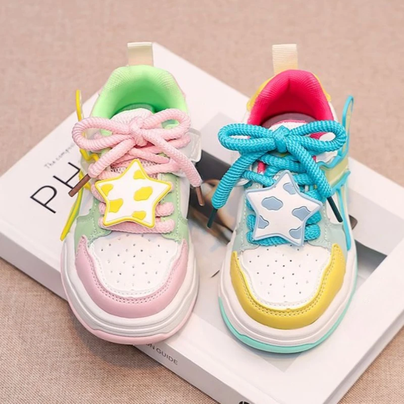 Kids Spring Autumn Sneakers 2026 New Release Leather Korean Style Versatile Soft Sole Lightweight Sports Shoes
Kids Spring Autumn Sneakers 2026 New Release Leather Korean Style Versatile Soft Sole Lightweight Sports Shoes