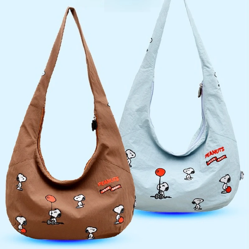 Hot Kawaii Anime Snoopy Series Nylon Embroidered Shoulder Bag Cartoon Character Creativity Large Capacity Crossbody Bag
Hot Kawaii Anime Snoopy Series Nylon Embroidered Shoulder Bag Cartoon Character Creativity Large Capacity Crossbody Bag