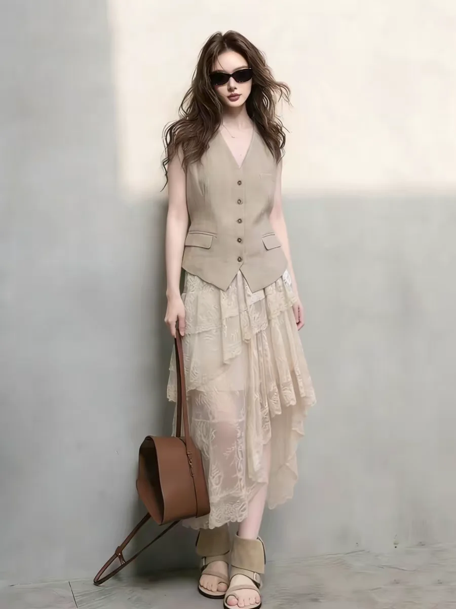 Khaki Lace Asymmetrical Summer Outfit Women's Fashion Set Light Maturity Half Skirt Vest Ensemble Non-Repeating Style
Khaki Lace Asymmetrical Summer Outfit Women's Fashion Set Light Maturity Half Skirt Vest Ensemble Non-Repeating Style