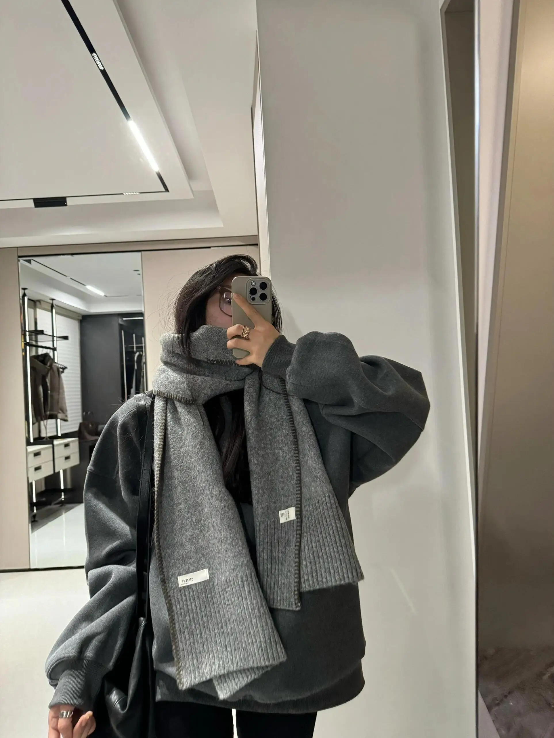 Korean Style Thick Warm Pure Color Women's Knitted Scarf Early Spring Shoulder Shawl Versatile Neck Warmer Long Rectangle
Korean Style Thick Warm Pure Color Women's Knitted Scarf Early Spring Shoulder Shawl Versatile Neck Warmer Long Rectangle