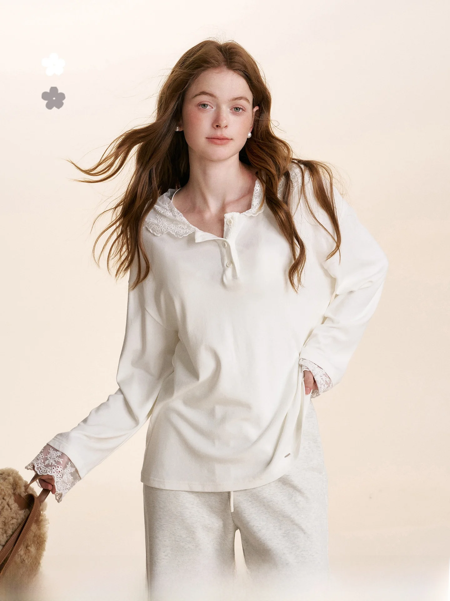 Kroche Romantic Lace Loose Fit Long Sleeve T-Shirt Casual Style Embellished Cap Flounce Hem Daily Wear Women's Fashion
Kroche Romantic Lace Loose Fit Long Sleeve T-Shirt Casual Style Embellished Cap Flounce Hem Daily Wear Women's Fashion