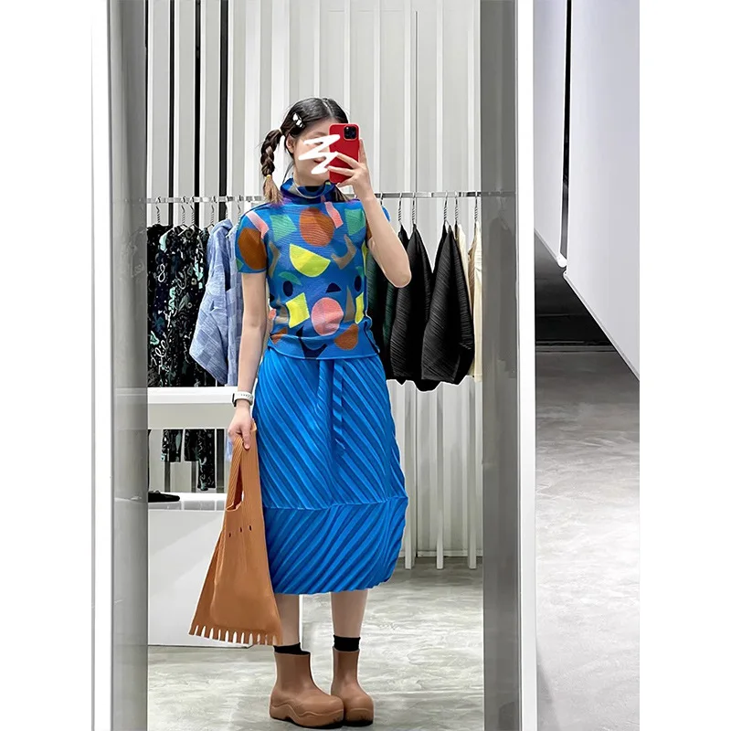 Temperament High-end Design Sense Comfort Casual Pleated Skirt Miyake 2025 Summer New Fashion High-waisted Half-body Skirt
Temperament High-end Design Sense Comfort Casual Pleated Skirt Miyake 2025 Summer New Fashion High-waisted Half-body Skirt