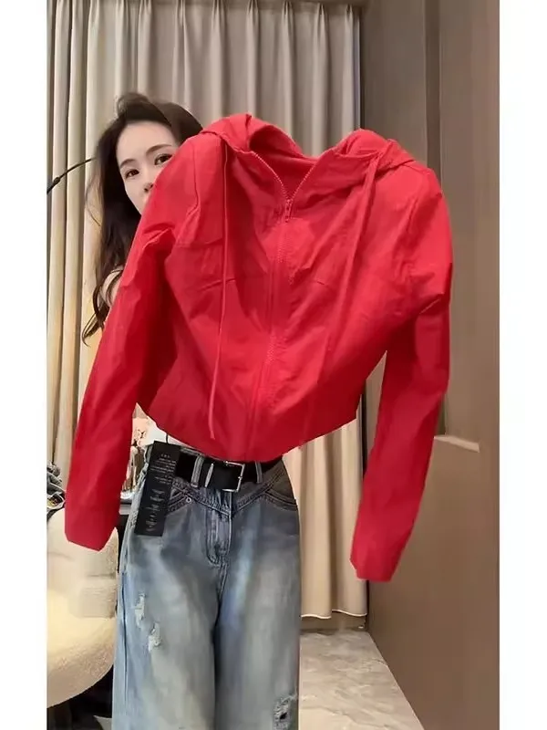 Elegant Red Lightweight Hooded Sun Protection Outerwear for Women Versatile Summer 2026 Fashionable Commute Style Casual Coat
Elegant Red Lightweight Hooded Sun Protection Outerwear for Women Versatile Summer 2026 Fashionable Commute Style Casual Coat