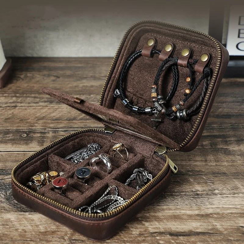 Многослойная шкатулка для драгоценностей из натуральной кожи в винтажном стиле, портативная сумка для хранения косметики с зеркалом, креативная коробка для хранения
Многослойная шкатулка для драгоценностей из натуральной кожи в винтажном стиле, портативная сумка для хранения косметики с зеркалом, креативная коробка для хранения