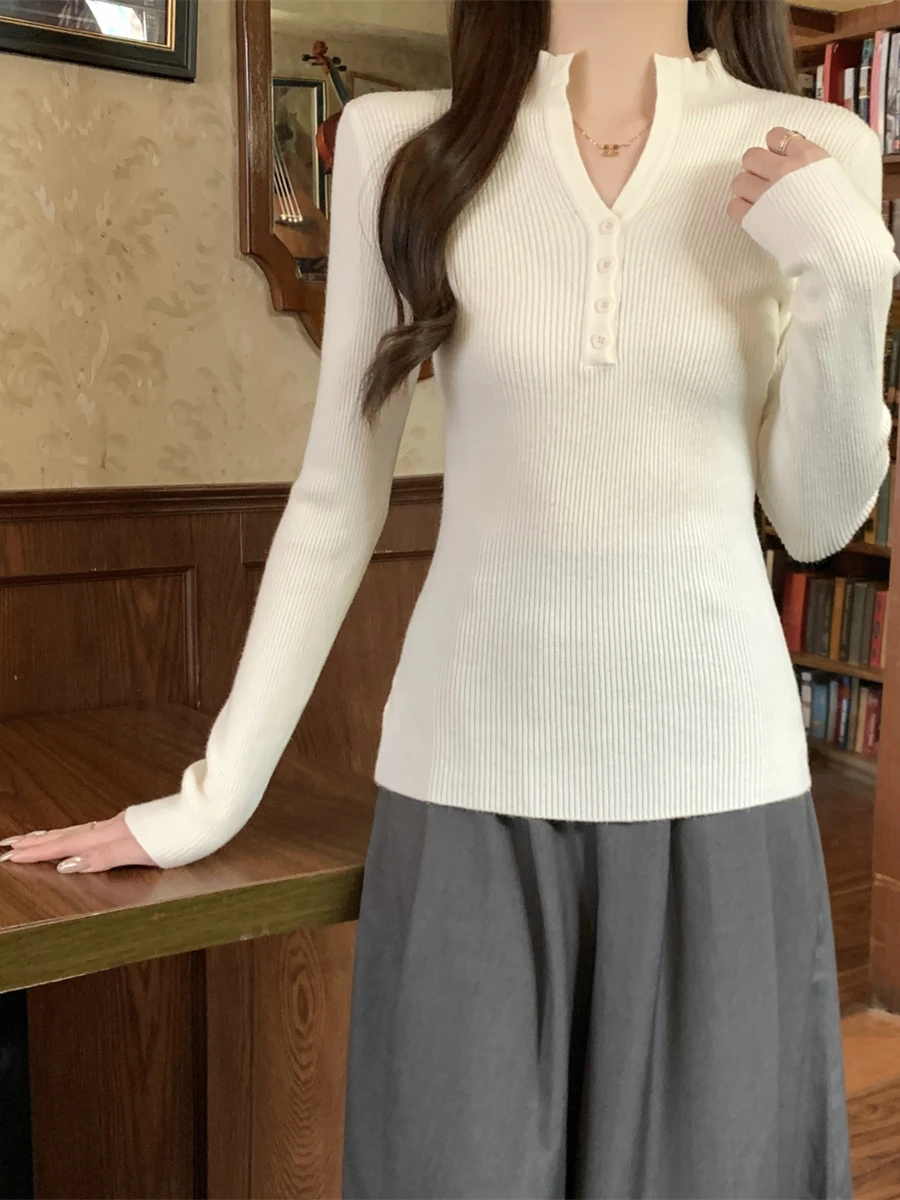 Ele Slim Fit трикотаж женский корейский весенний свитер высокого класса с полуоткрытым воротником и пуговицами базовый слой
Ele Slim Fit трикотаж женский корейский весенний свитер высокого класса с полуоткрытым воротником и пуговицами базовый слой